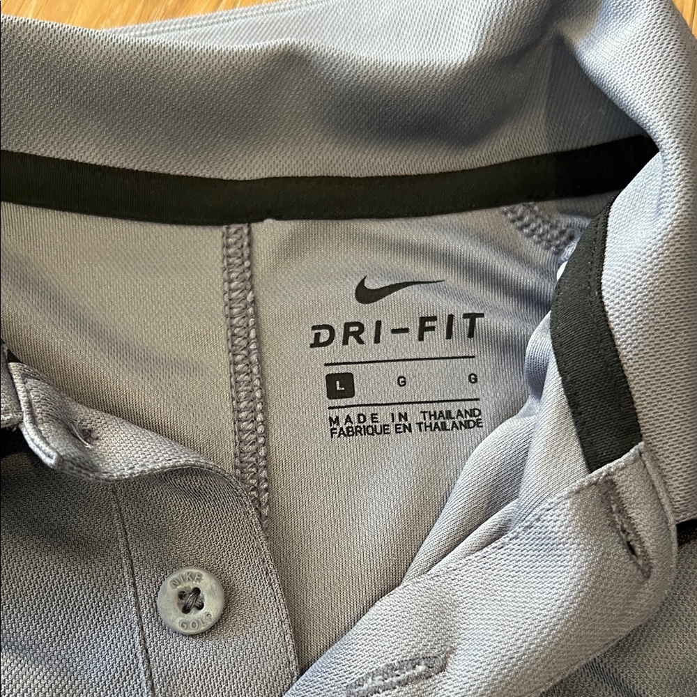 Nike Men's Blue Polo Shirt - Picture 3 of 5